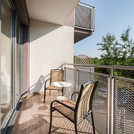 Orientarium Business With Parking By Rentujemy * Łódź